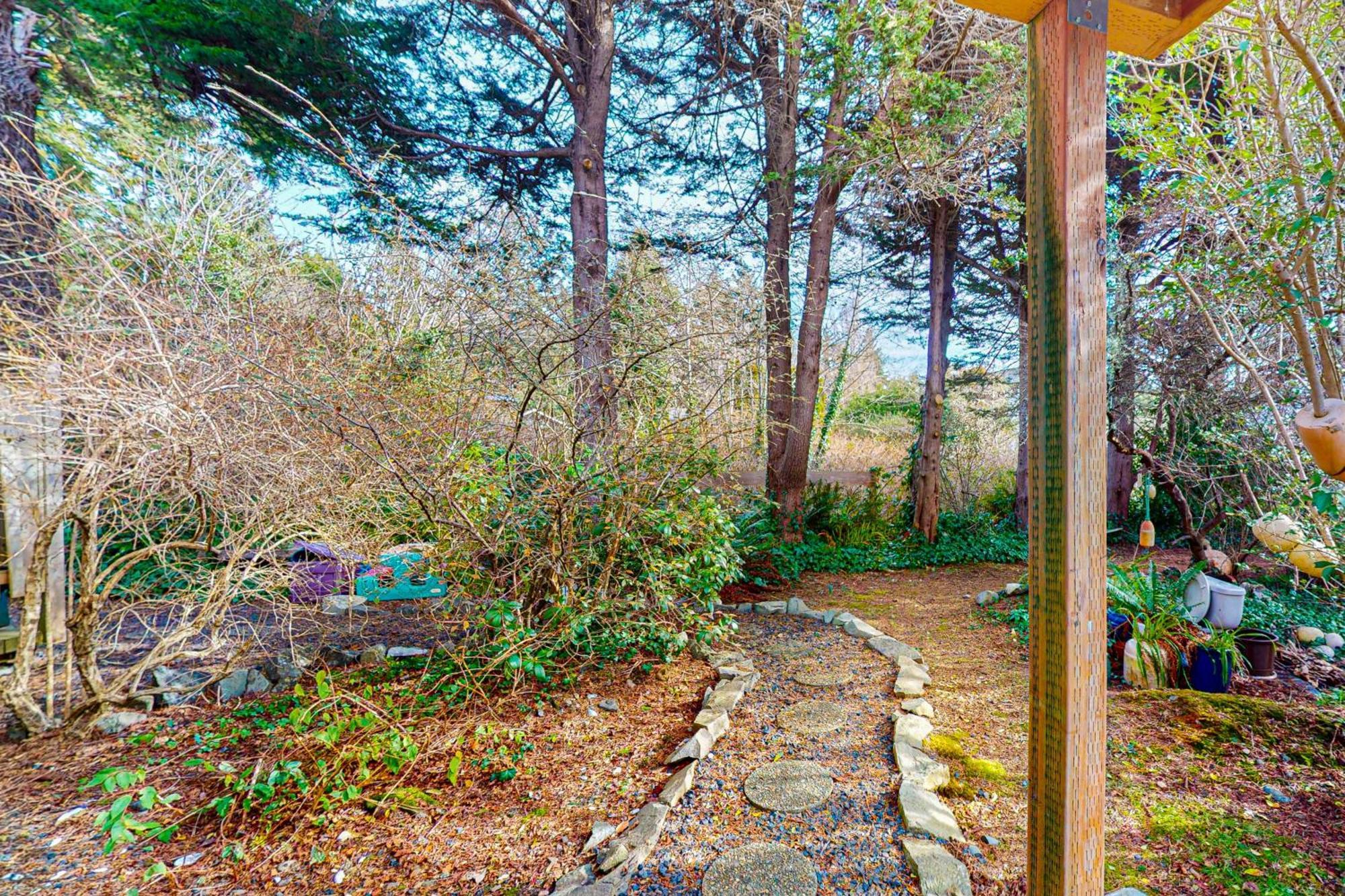 Surf Dome At Otter Rock Villa Exterior photo